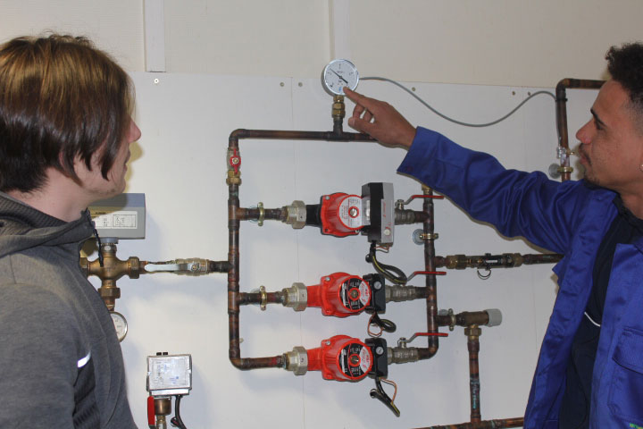 Technicien De Maintenance Des Systèmes énergétiques Et Climatiques Salaire